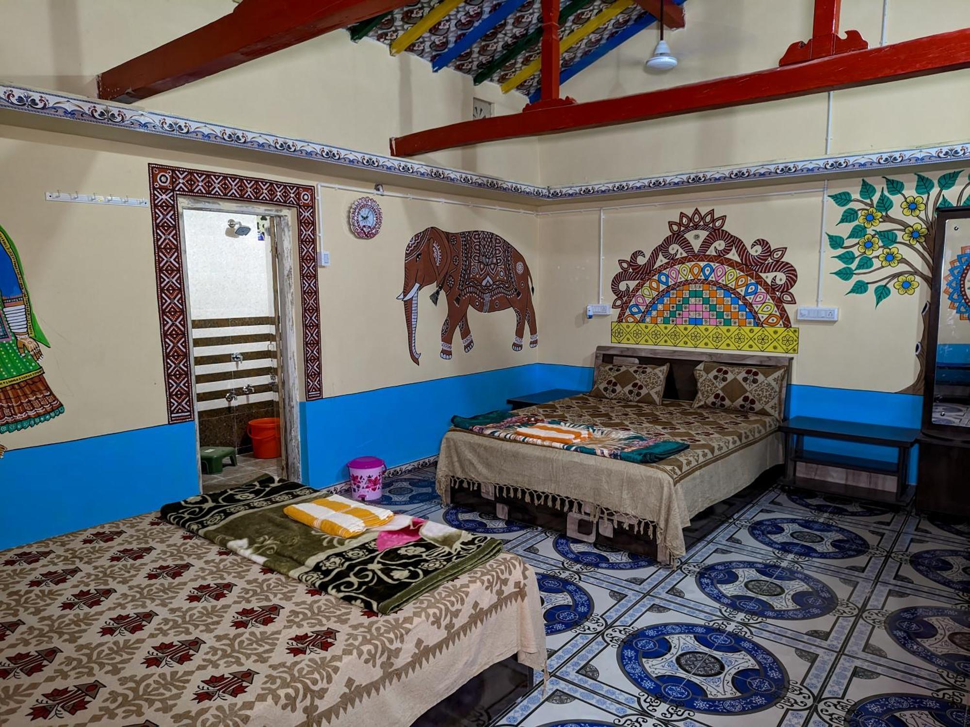 White Land Villagestay Dhordo Exterior photo